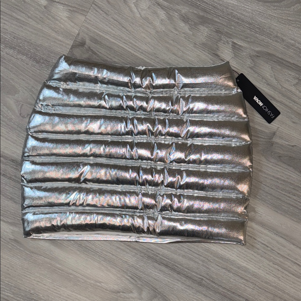 New Fashion Nova Silver Metallic Mini Skirt